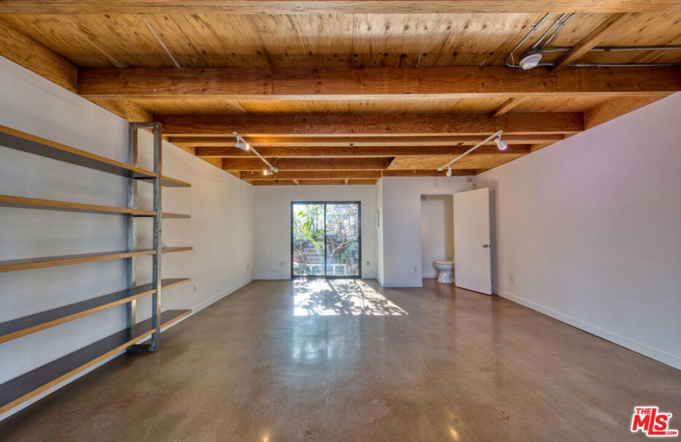 1113 Electric Avenue 6, Venice, CA, 90291, United States, 1 Bedroom Bedrooms, ,1 BathroomBathrooms,Residential,For Sale,1113 Electric Avenue 6,1687800