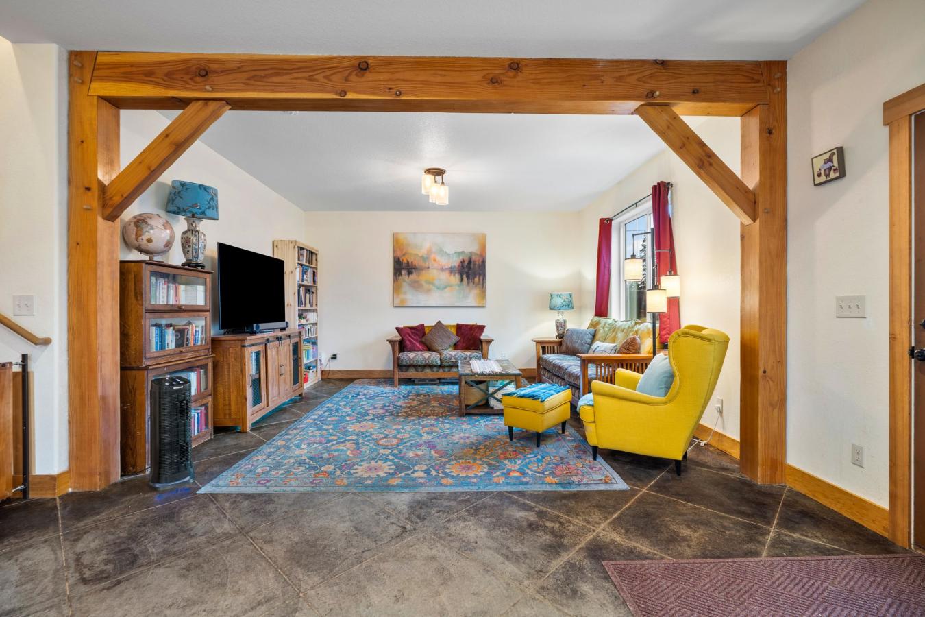 Sandpoint, Idaho, 83864, United States, 3 Bedrooms Bedrooms, ,2 BathroomsBathrooms,Residential,For Sale,1709483