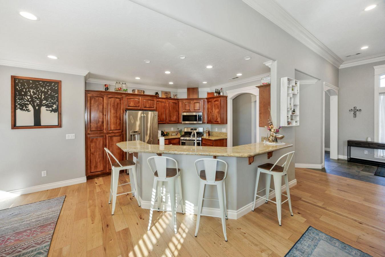 Central Point, OR, 97502, United States, 3 Bedrooms Bedrooms, ,2 BathroomsBathrooms,Residential,For Sale,1692292