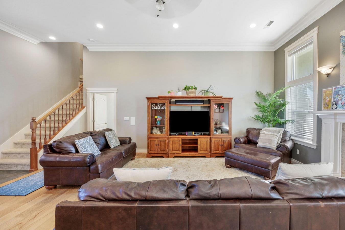 Central Point, OR, 97502, United States, 3 Bedrooms Bedrooms, ,2 BathroomsBathrooms,Residential,For Sale,1692292