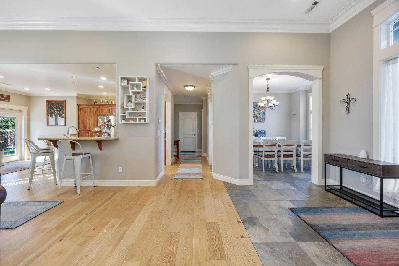 Central Point, OR, 97502, United States, 3 Bedrooms Bedrooms, ,2 BathroomsBathrooms,Residential,For Sale,1692292