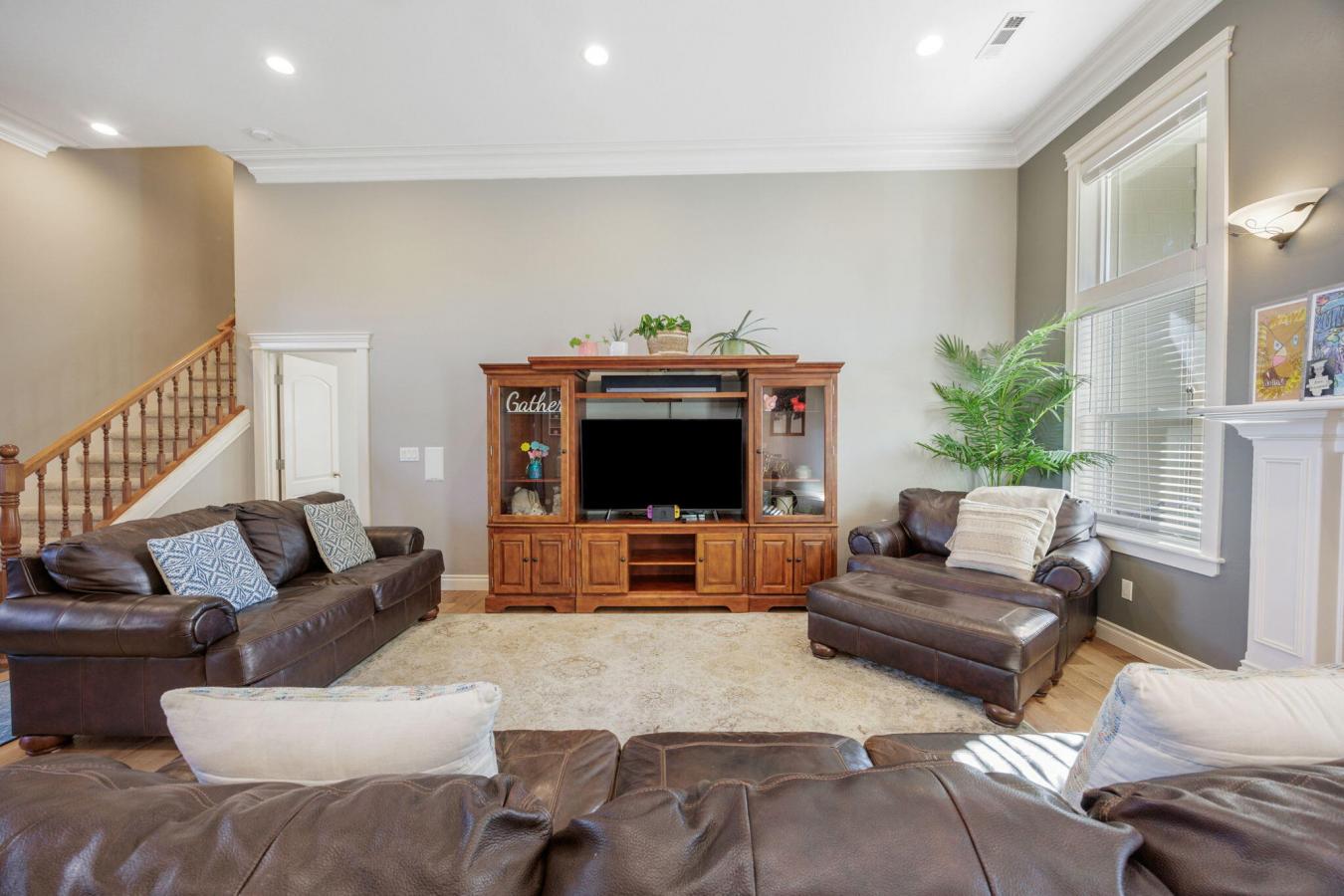 Central Point, OR, 97502, United States, 3 Bedrooms Bedrooms, ,2 BathroomsBathrooms,Residential,For Sale,1692292