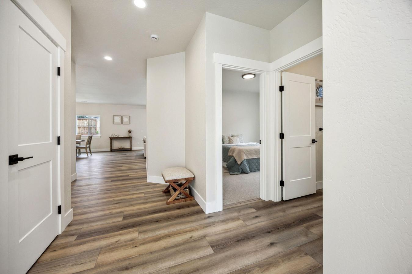 Medford, OR, 97504, United States, 4 Bedrooms Bedrooms, ,2 BathroomsBathrooms,Residential,For Sale,1692286