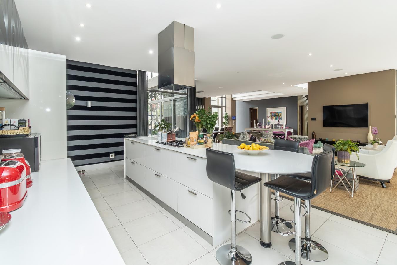 Johannesburg, 2196, South Africa, 5 Bedrooms Bedrooms, ,5 BathroomsBathrooms,Residential,For Sale,1701212