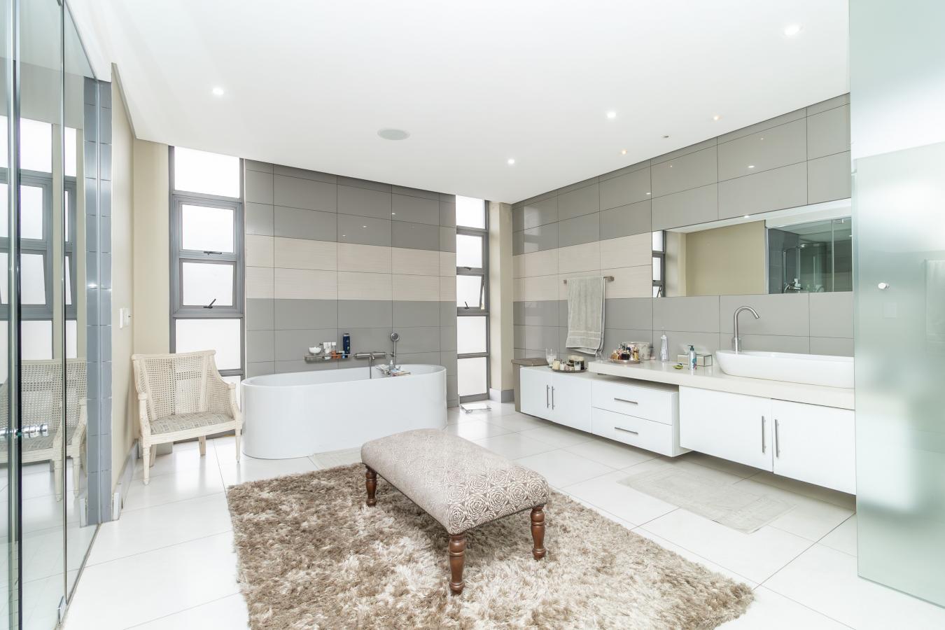 Johannesburg, 2196, South Africa, 5 Bedrooms Bedrooms, ,5 BathroomsBathrooms,Residential,For Sale,1701212