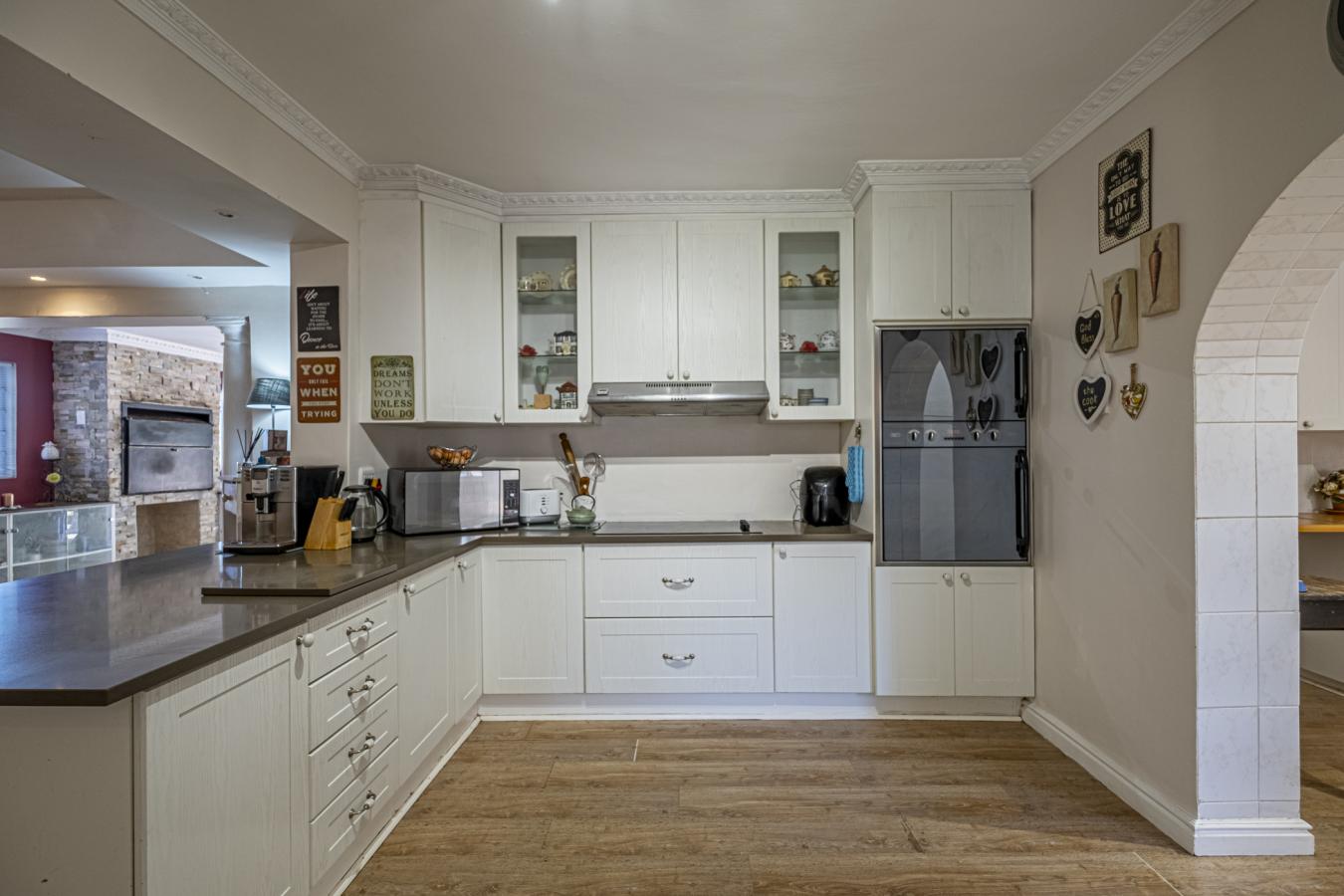 Port Elizabeth, 6070, South Africa, 5 Bedrooms Bedrooms, ,2 BathroomsBathrooms,Residential,For Sale,1692269