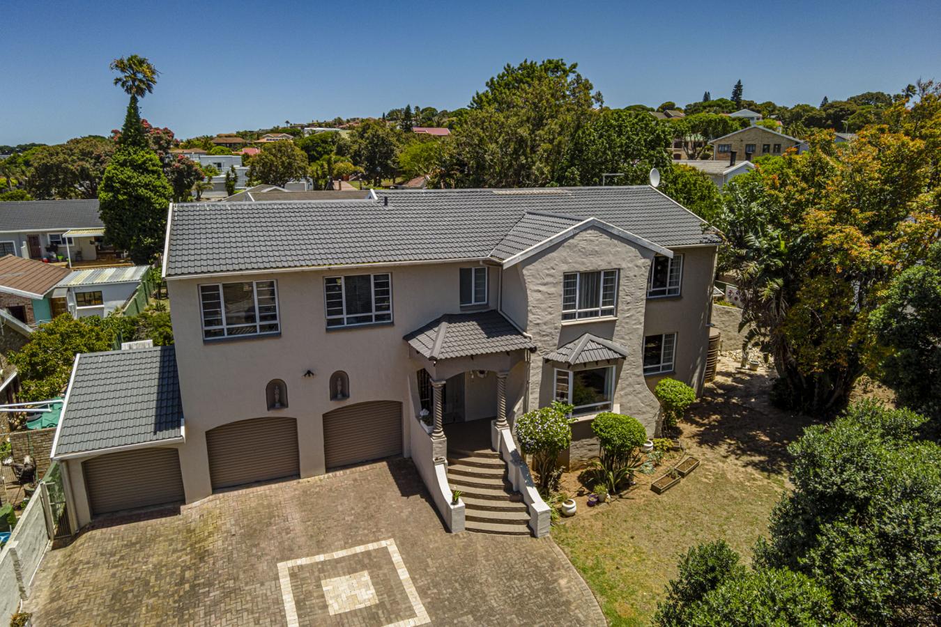Port Elizabeth, 6070, South Africa, 5 Bedrooms Bedrooms, ,2 BathroomsBathrooms,Residential,For Sale,1692269