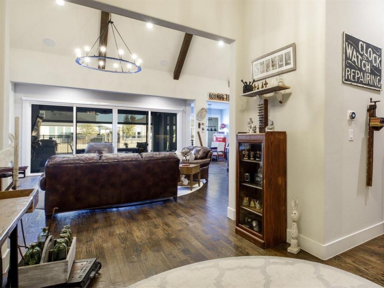 Celina, TX, 75009, United States, 4 Bedrooms Bedrooms, ,3 BathroomsBathrooms,Residential,For Sale,1692261