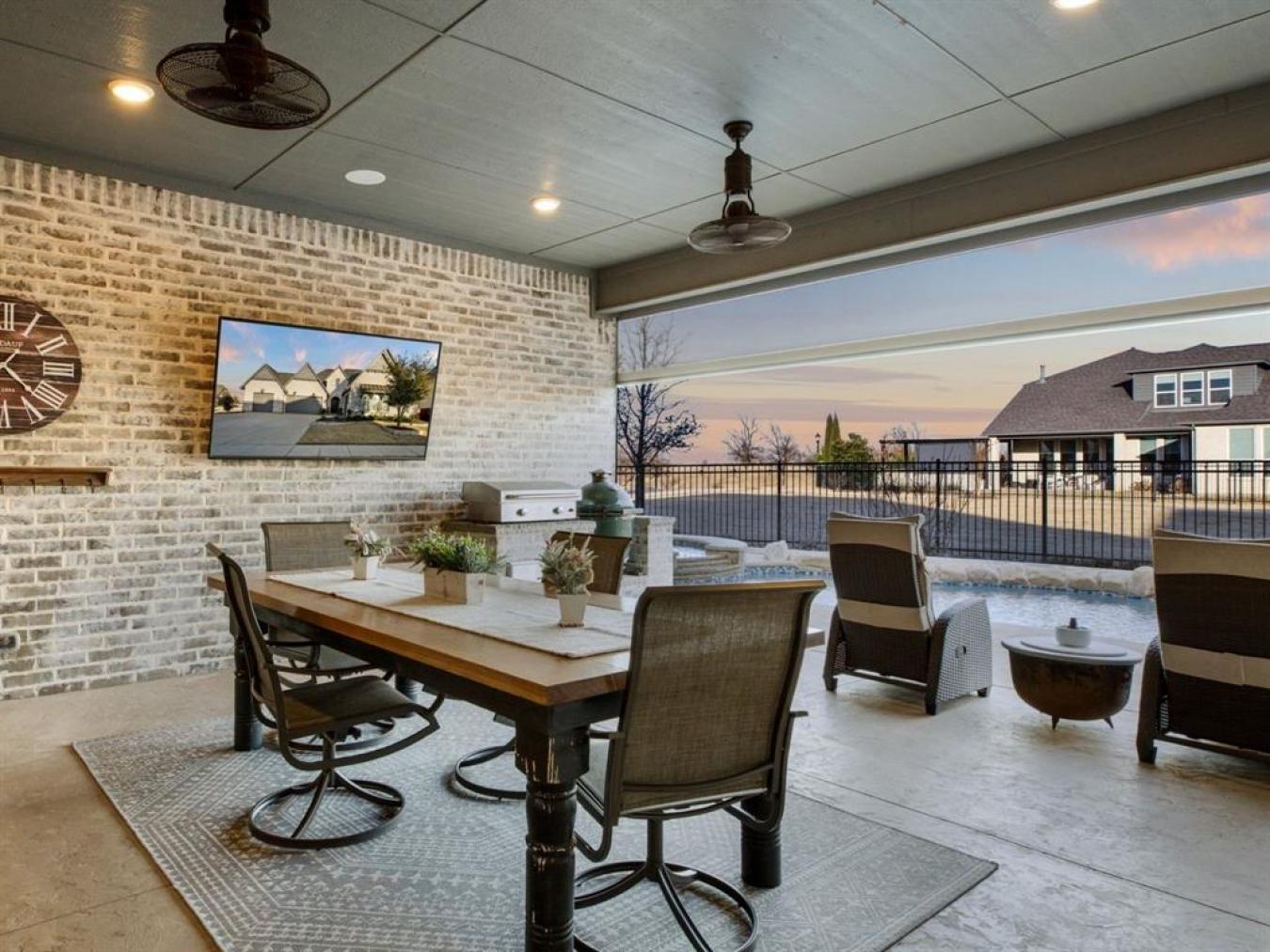 Celina, TX, 75009, United States, 4 Bedrooms Bedrooms, ,3 BathroomsBathrooms,Residential,For Sale,1692261