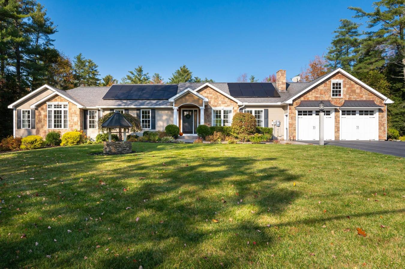 Rindge, NH, 03461, United States, 3 Bedrooms Bedrooms, ,5 BathroomsBathrooms,Residential,For Sale,1692248