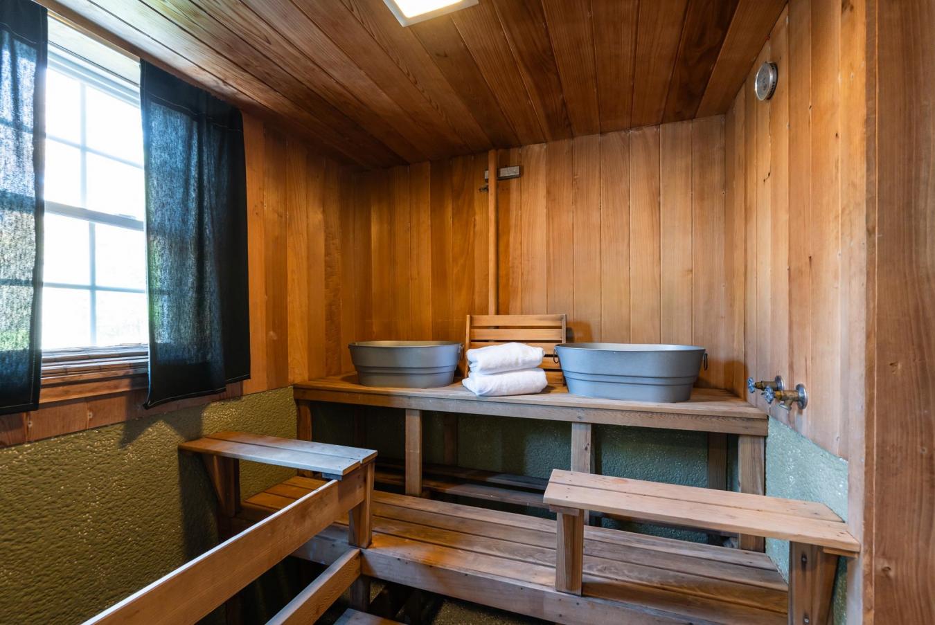 Rindge, NH, 03461, United States, 3 Bedrooms Bedrooms, ,5 BathroomsBathrooms,Residential,For Sale,1692248