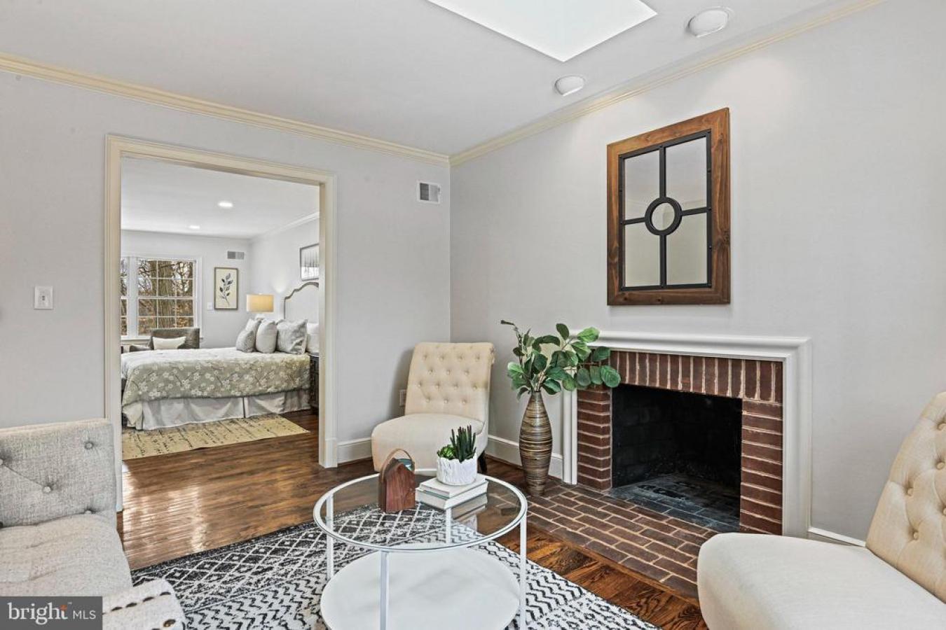 MCLEAN, VA, 22102, United States, 4 Bedrooms Bedrooms, ,4 BathroomsBathrooms,Residential,For Sale,1692233