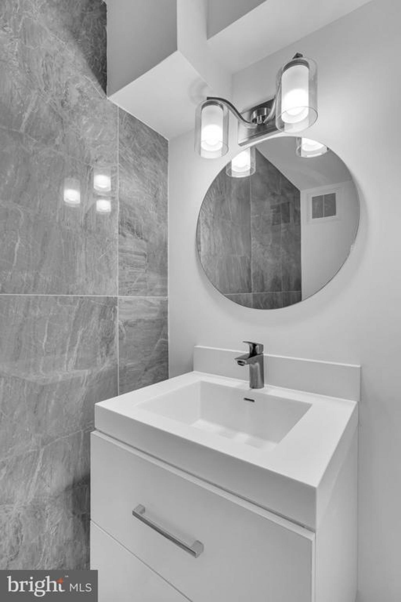 WASHINGTON, DC, 20002, United States, 4 Bedrooms Bedrooms, ,3 BathroomsBathrooms,Residential,For Sale,1692229