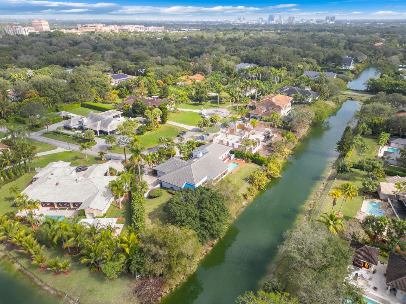 Miami, FL, 33176, United States, 6 Bedrooms Bedrooms, ,4 BathroomsBathrooms,Residential,For Sale,1692228