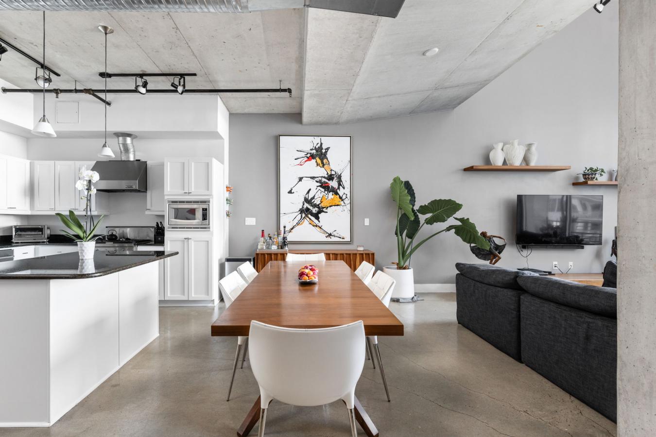 Austin, TX, 78703, United States, 3 Bedrooms Bedrooms, ,2 BathroomsBathrooms,Residential,For Sale,1697543