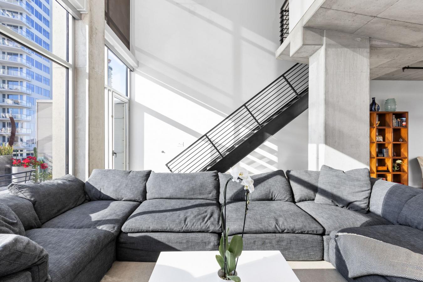 Austin, TX, 78703, United States, 3 Bedrooms Bedrooms, ,2 BathroomsBathrooms,Residential,For Sale,1697543