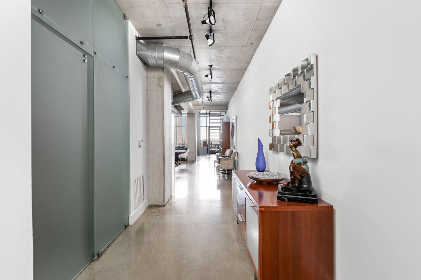 Austin, TX, 78703, United States, 3 Bedrooms Bedrooms, ,2 BathroomsBathrooms,Residential,For Sale,1697543