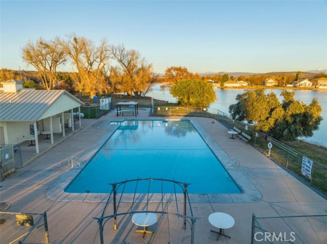 Discover your dream home nestled in a serene Sacramento River communit – image 4