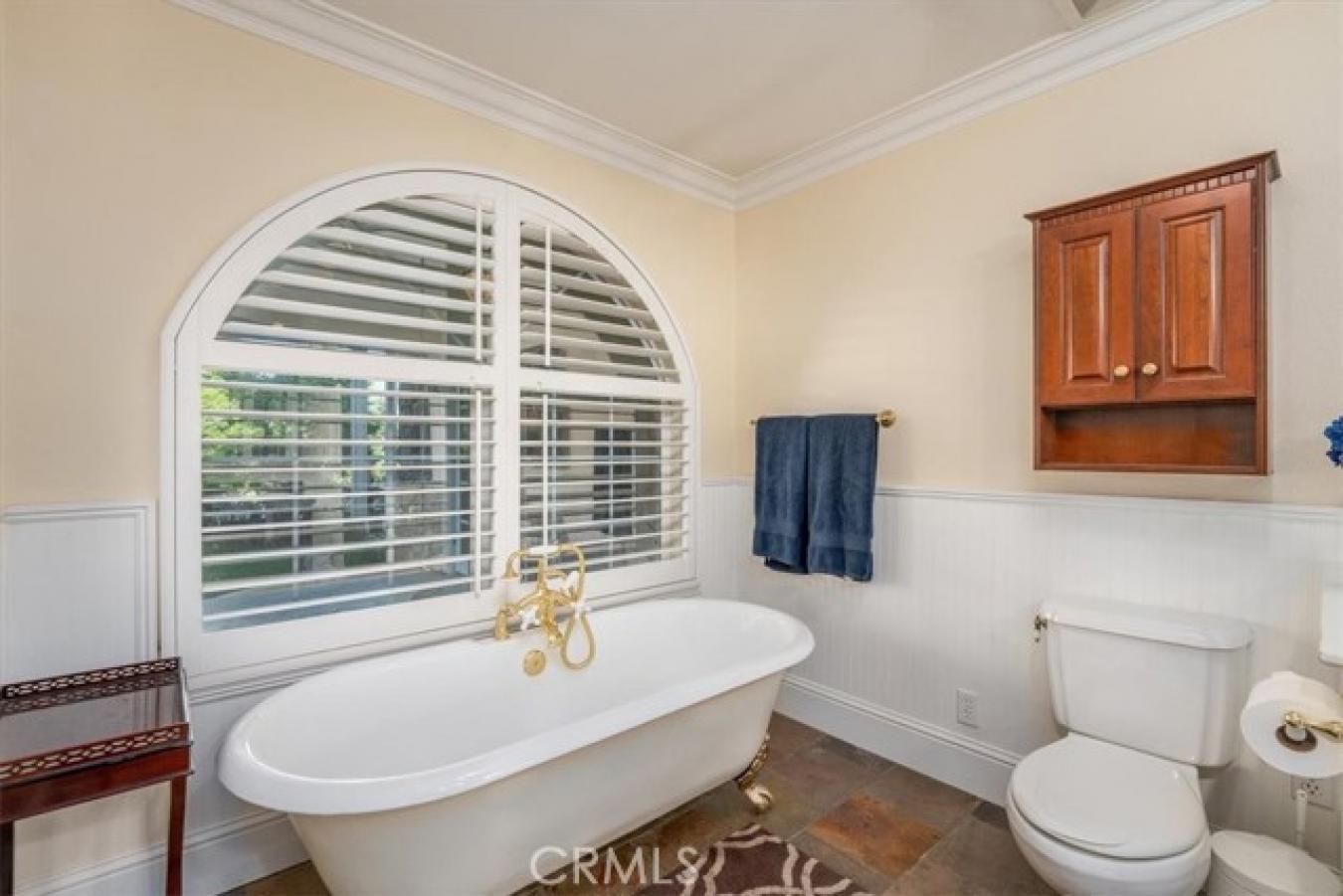 Red Bluff, CA, 96080, United States, 5 Bedrooms Bedrooms, ,5 BathroomsBathrooms,Residential,For Sale,1697536