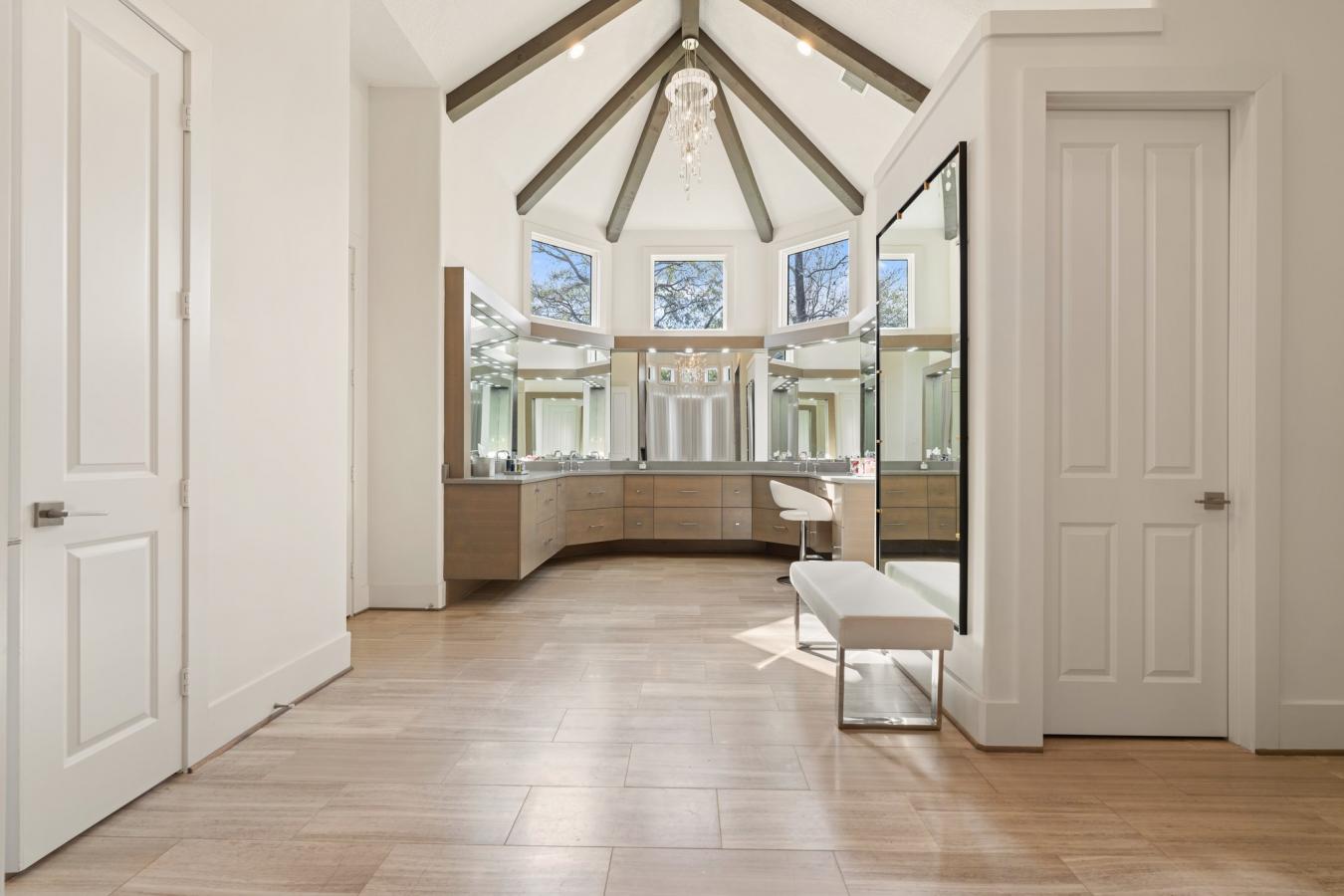 Tomball, TX, 77375, United States, 5 Bedrooms Bedrooms, ,5 BathroomsBathrooms,Residential,For Sale,1697523