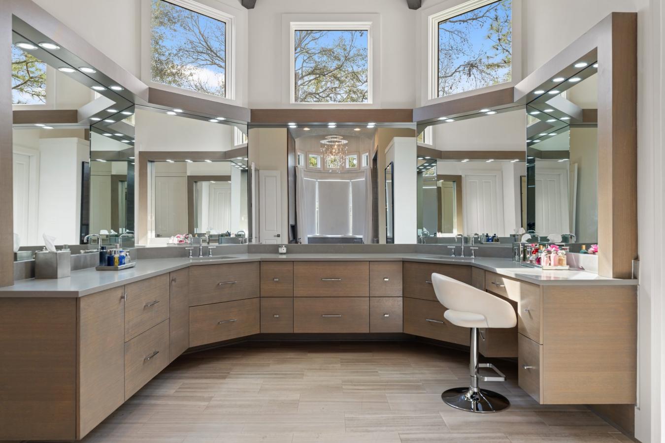 Tomball, TX, 77375, United States, 5 Bedrooms Bedrooms, ,5 BathroomsBathrooms,Residential,For Sale,1697523