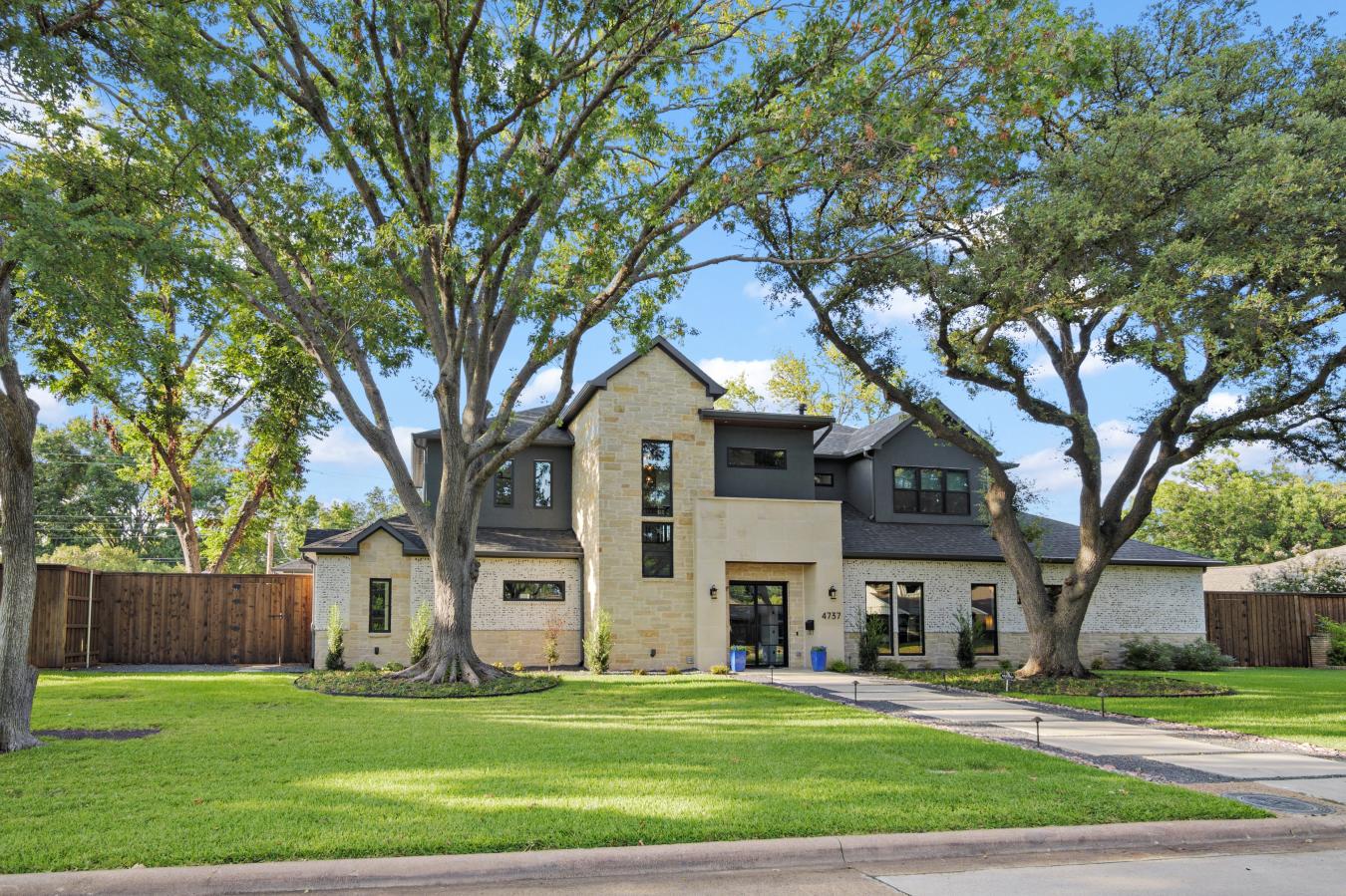 Dallas, TX, 75244, United States, 5 Bedrooms Bedrooms, ,5 BathroomsBathrooms,Residential,For Sale,1701210