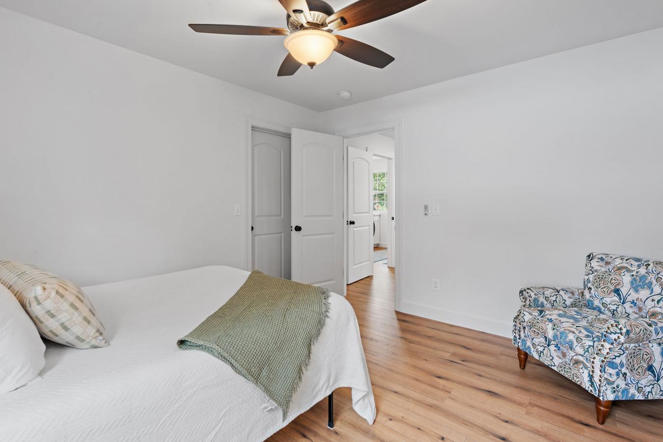 Nashville, TN, 37214, United States, 6 Bedrooms Bedrooms, ,4 BathroomsBathrooms,Residential,For Sale,1697495