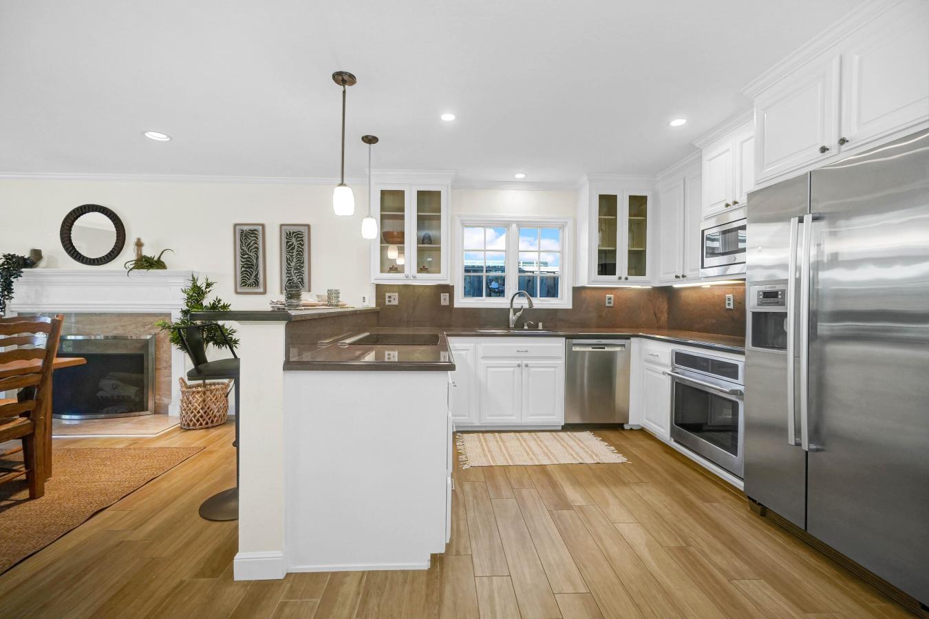 Union City, CA, 94587, United States, 4 Bedrooms Bedrooms, ,3 BathroomsBathrooms,Residential,For Sale,1697482