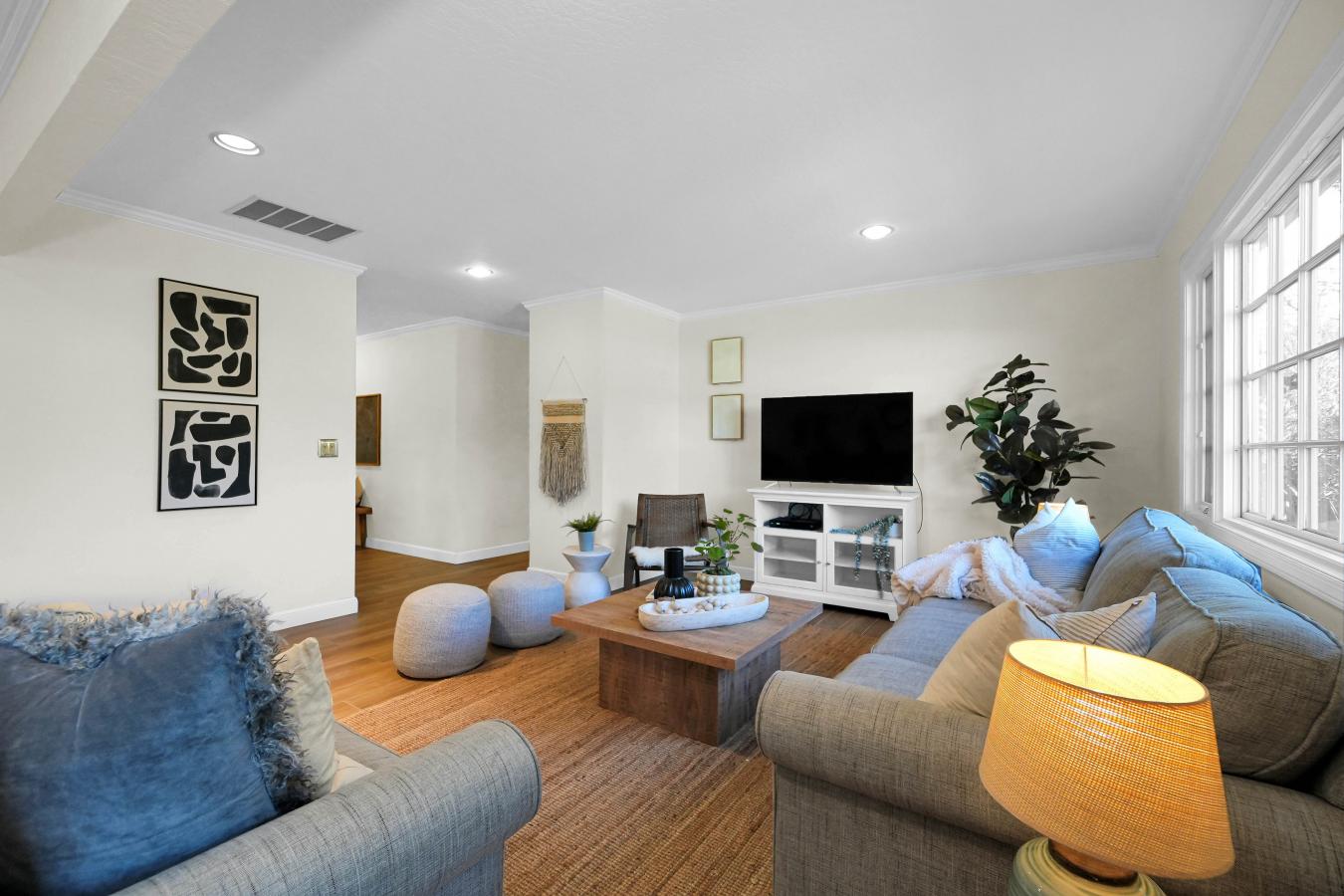 Union City, CA, 94587, United States, 4 Bedrooms Bedrooms, ,3 BathroomsBathrooms,Residential,For Sale,1697482