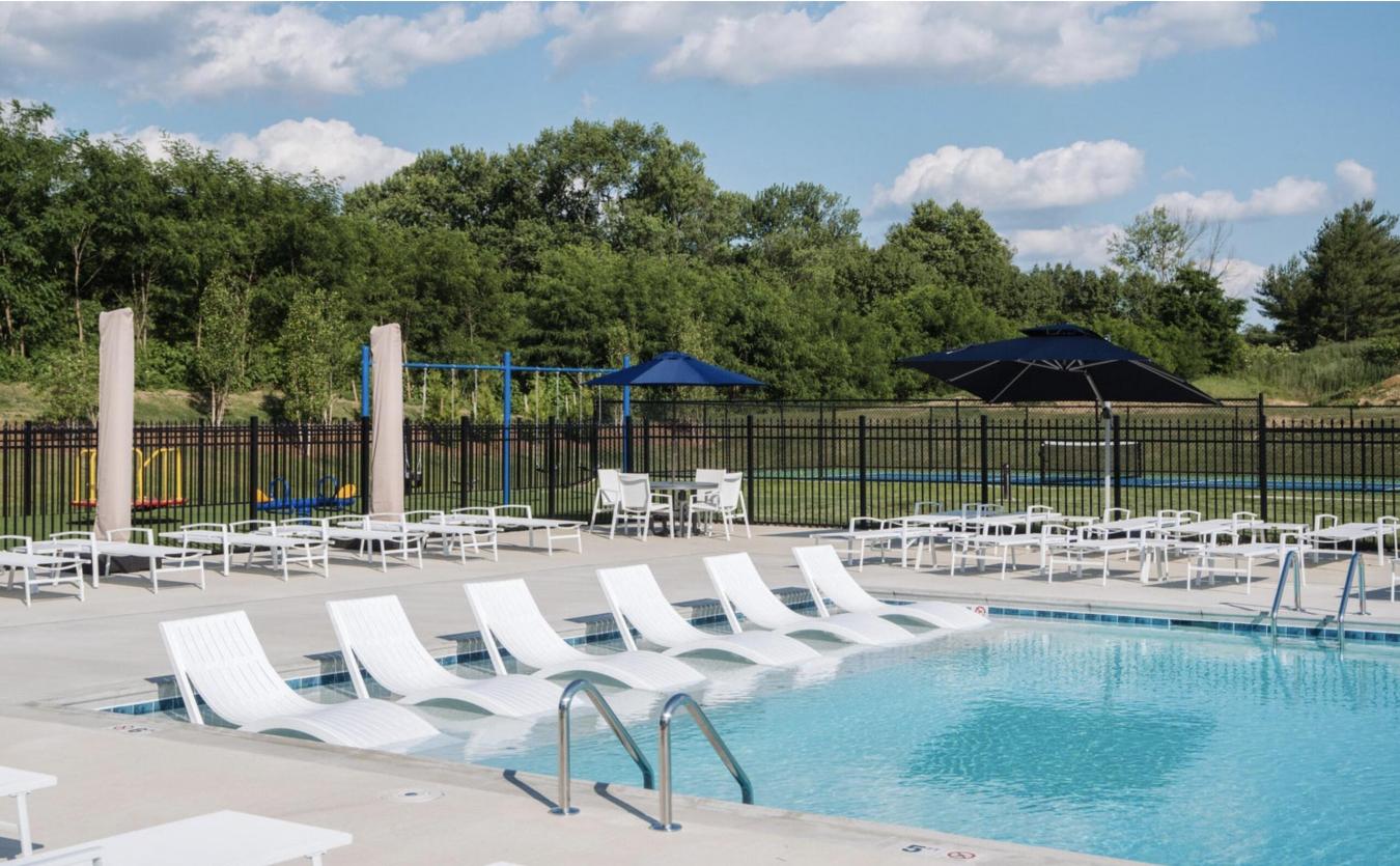 Hebron, KY, 41048, United States, 4 Bedrooms Bedrooms, ,4 BathroomsBathrooms,Residential,For Sale,1697467