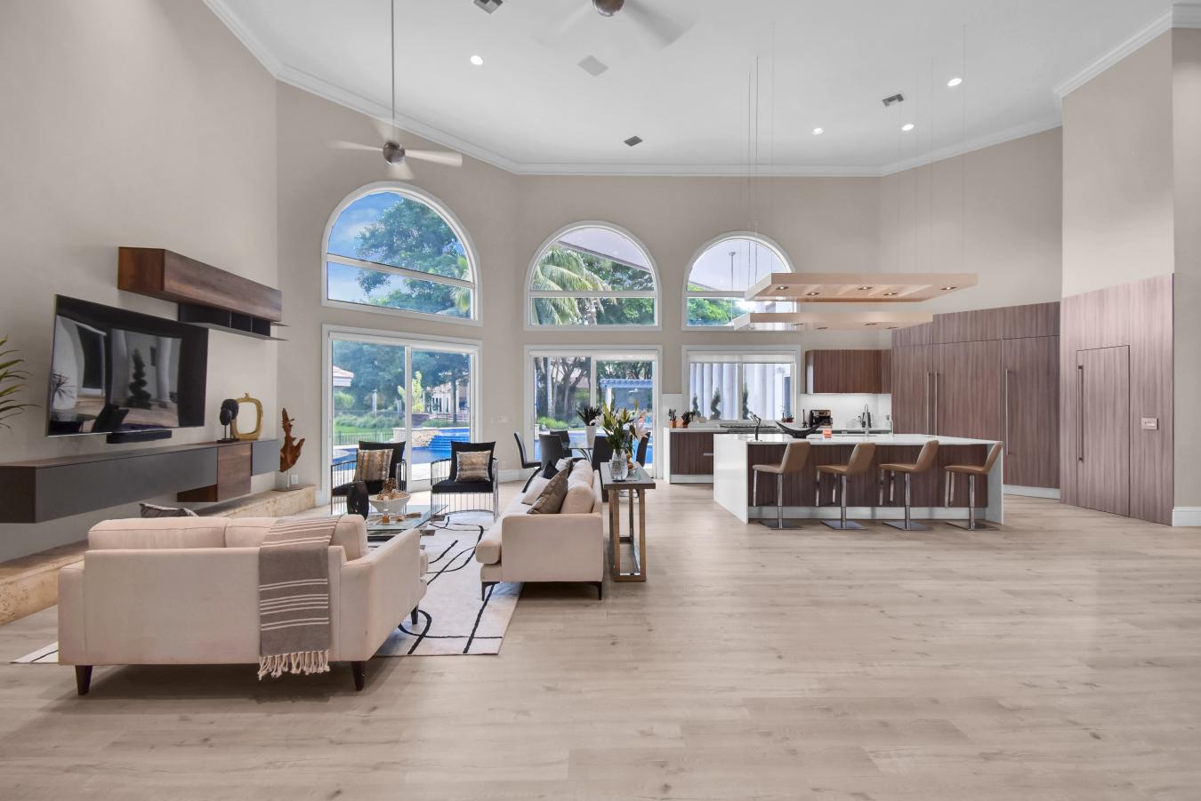 Weston, Florida, 33331, United States, 6 Bedrooms Bedrooms, ,8 BathroomsBathrooms,Residential,For Sale,1934144