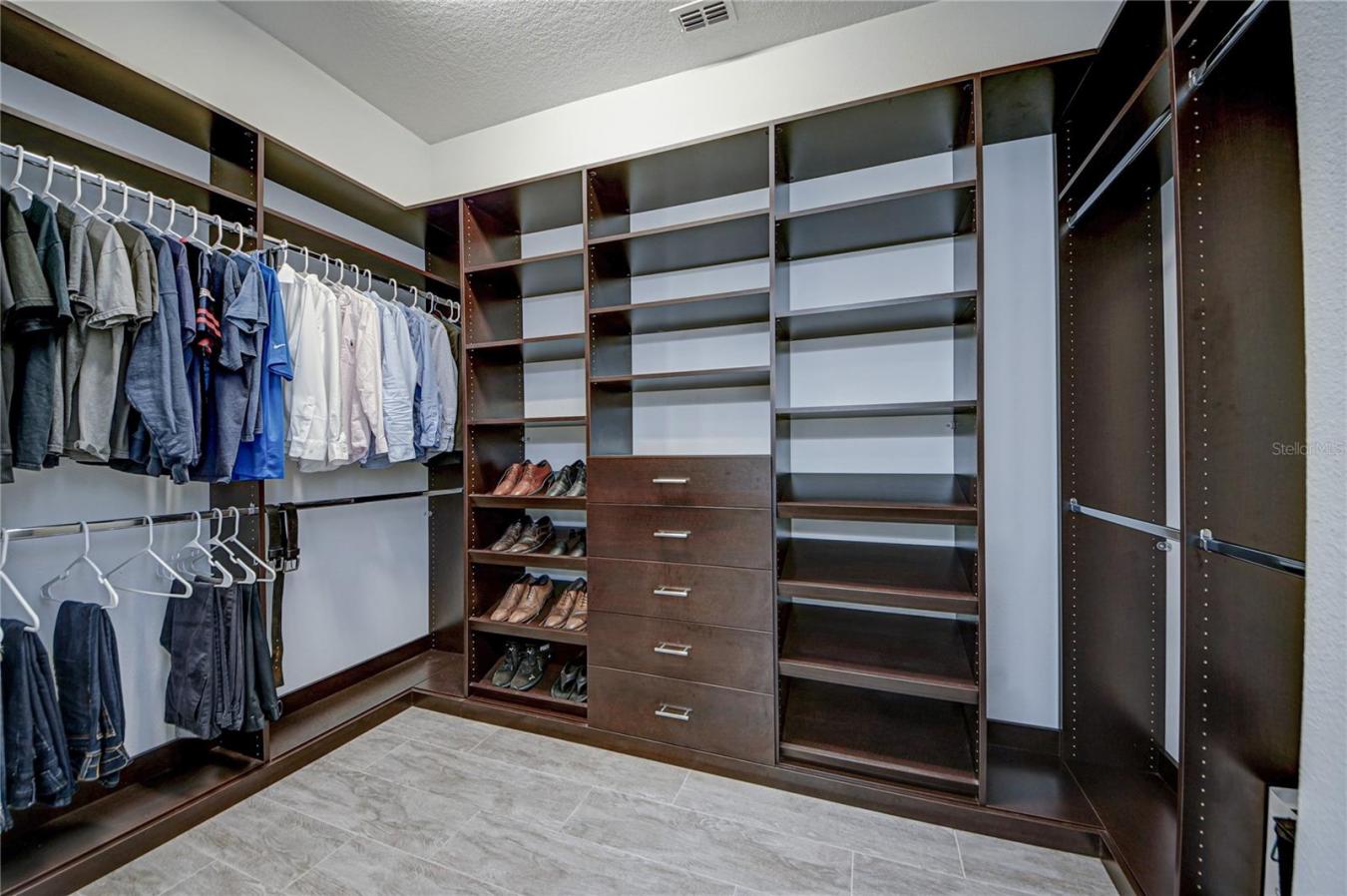 ORLANDO, FL, 32827, United States, 3 Bedrooms Bedrooms, ,2 BathroomsBathrooms,Residential,For Sale,1697450