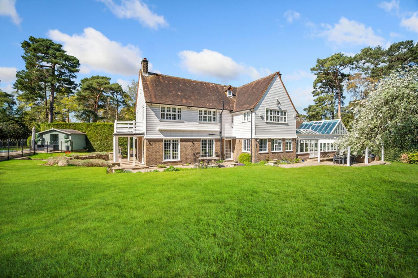 Croydon, Surrey, CR0 5HS, United Kingdom, 5 Bedrooms Bedrooms, ,3 BathroomsBathrooms,Residential,For Sale,1962132