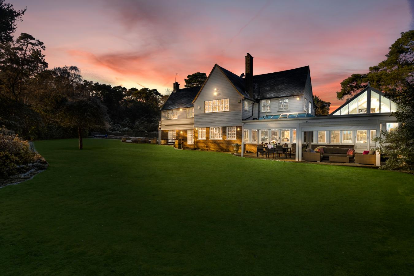 Croydon, Surrey, CR0 5HS, United Kingdom, 5 Bedrooms Bedrooms, ,3 BathroomsBathrooms,Residential,For Sale,1962132