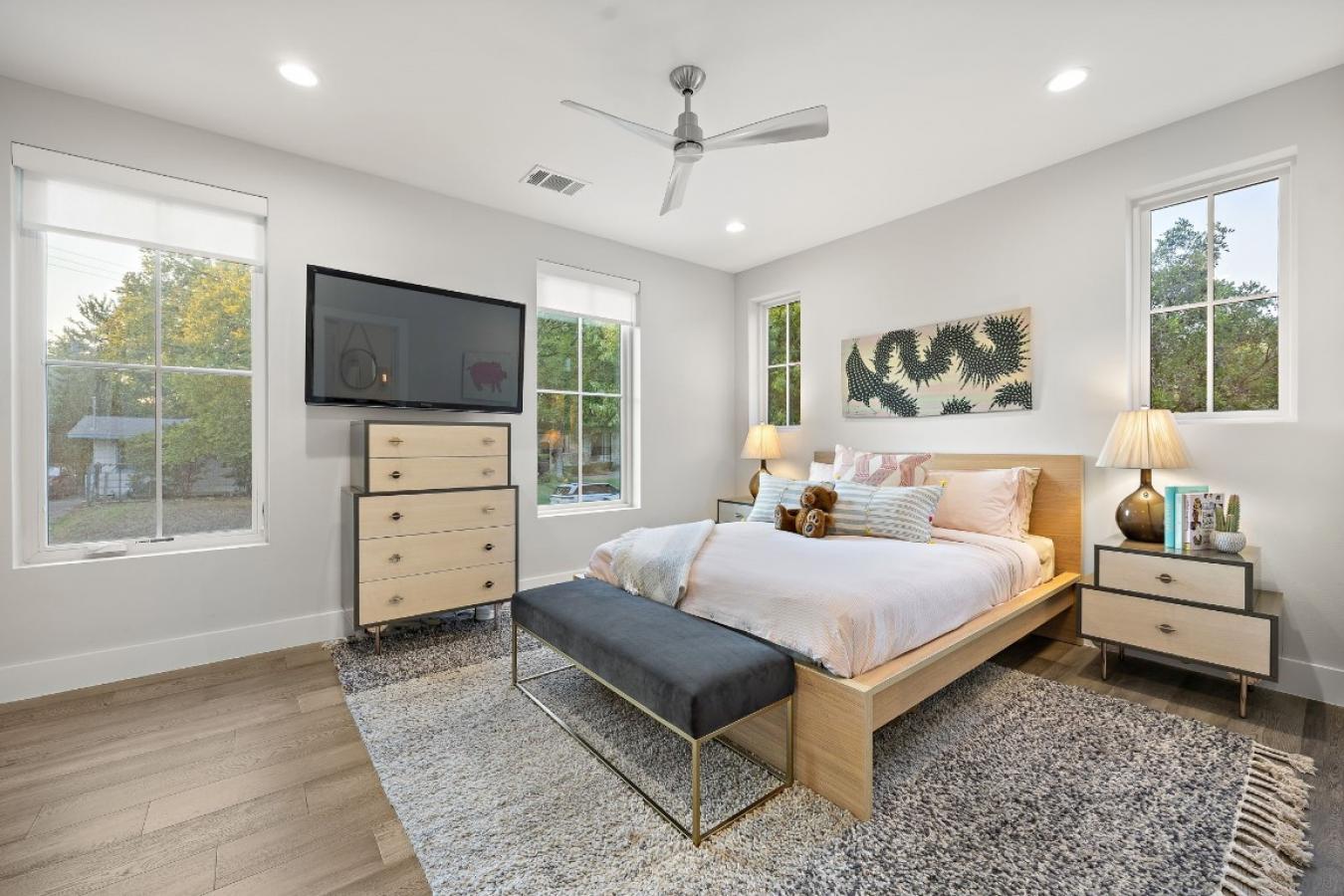 Austin, TX, 78704, United States, 4 Bedrooms Bedrooms, ,3 BathroomsBathrooms,Residential,For Sale,1697440