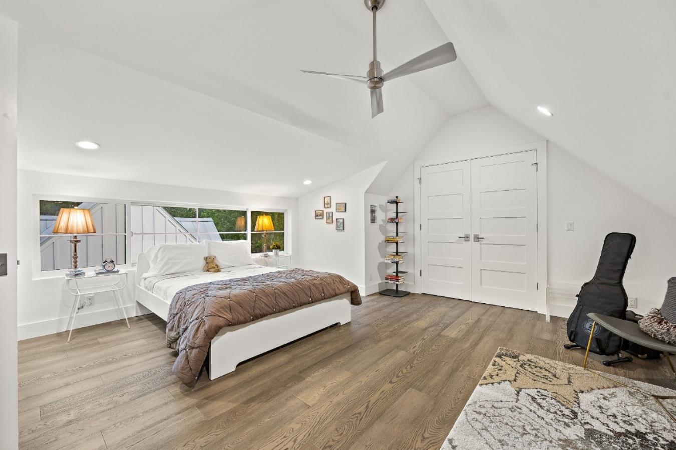 Austin, TX, 78704, United States, 4 Bedrooms Bedrooms, ,3 BathroomsBathrooms,Residential,For Sale,1697440