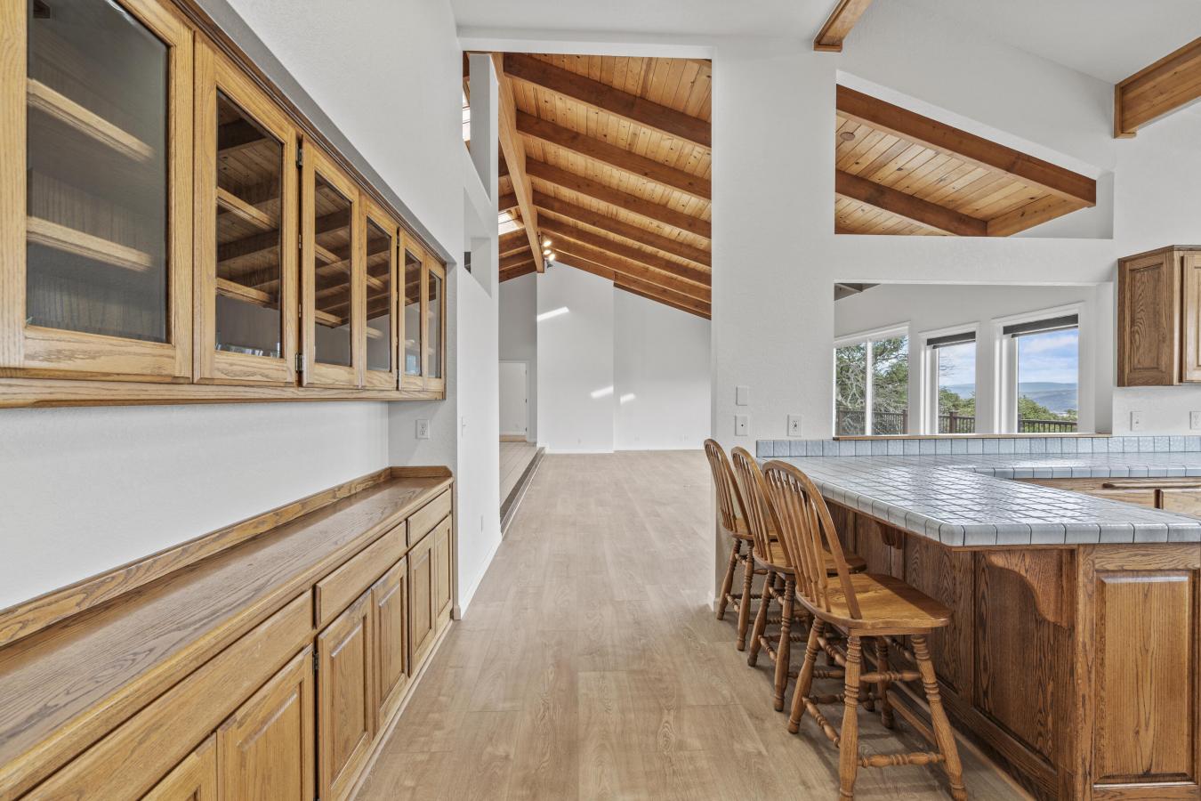 Jacksonville, OR, 97530, United States, 3 Bedrooms Bedrooms, ,2 BathroomsBathrooms,Residential,For Sale,1697438