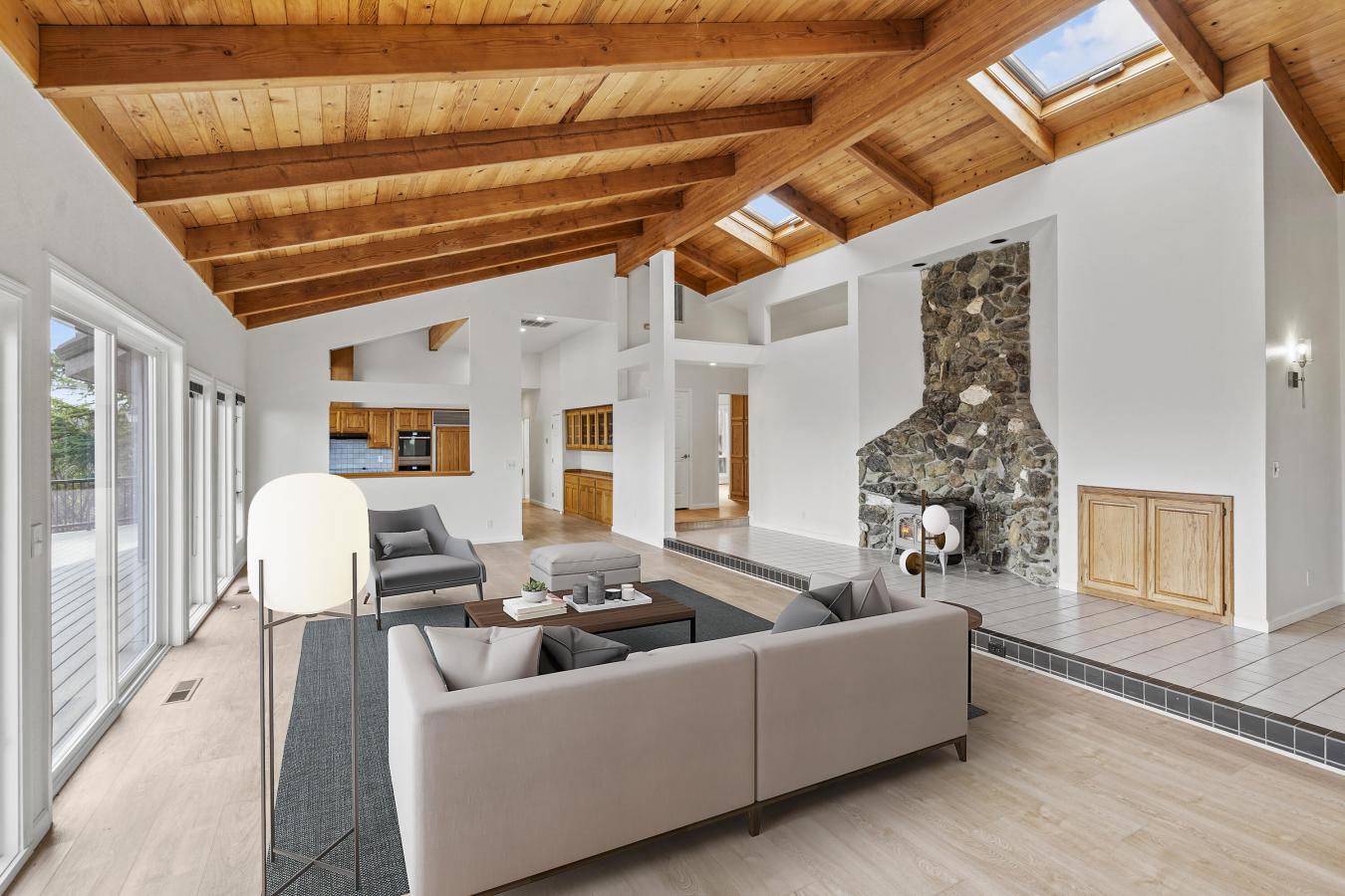 Jacksonville, OR, 97530, United States, 3 Bedrooms Bedrooms, ,2 BathroomsBathrooms,Residential,For Sale,1697438