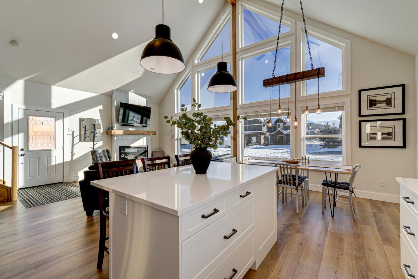 Koocanusa, BC, V0B 1T5, Canada, 2 Bedrooms Bedrooms, ,2 BathroomsBathrooms,Residential,For Sale,1697435