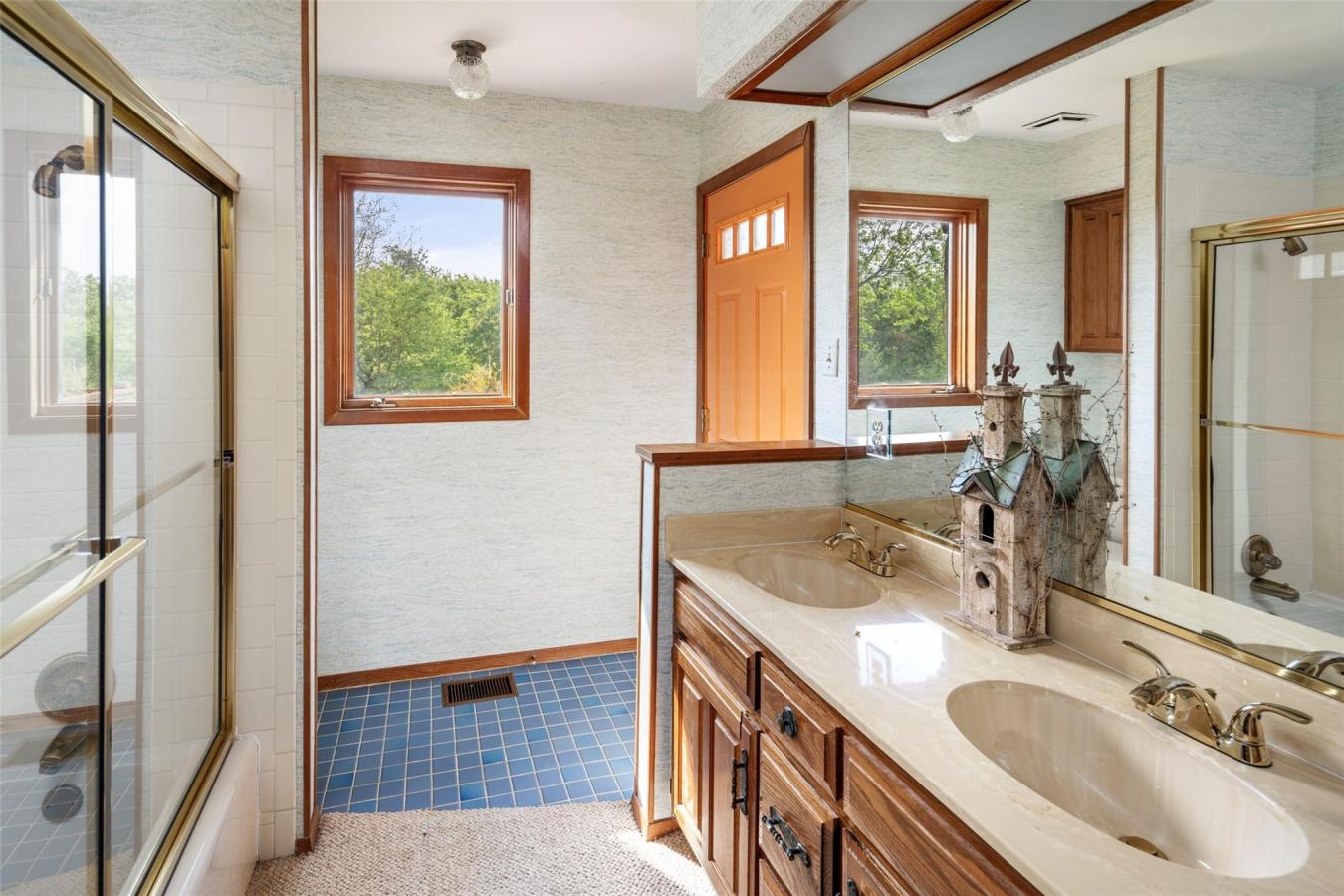 Van Alstyne, Grayson, 75495, United States, 4 Bedrooms Bedrooms, ,3 BathroomsBathrooms,Residential,For Sale,1811716