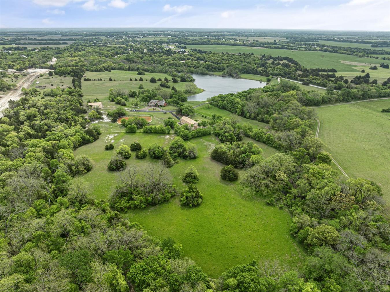 Van Alstyne, Grayson, 75495, United States, 4 Bedrooms Bedrooms, ,3 BathroomsBathrooms,Residential,For Sale,1811716