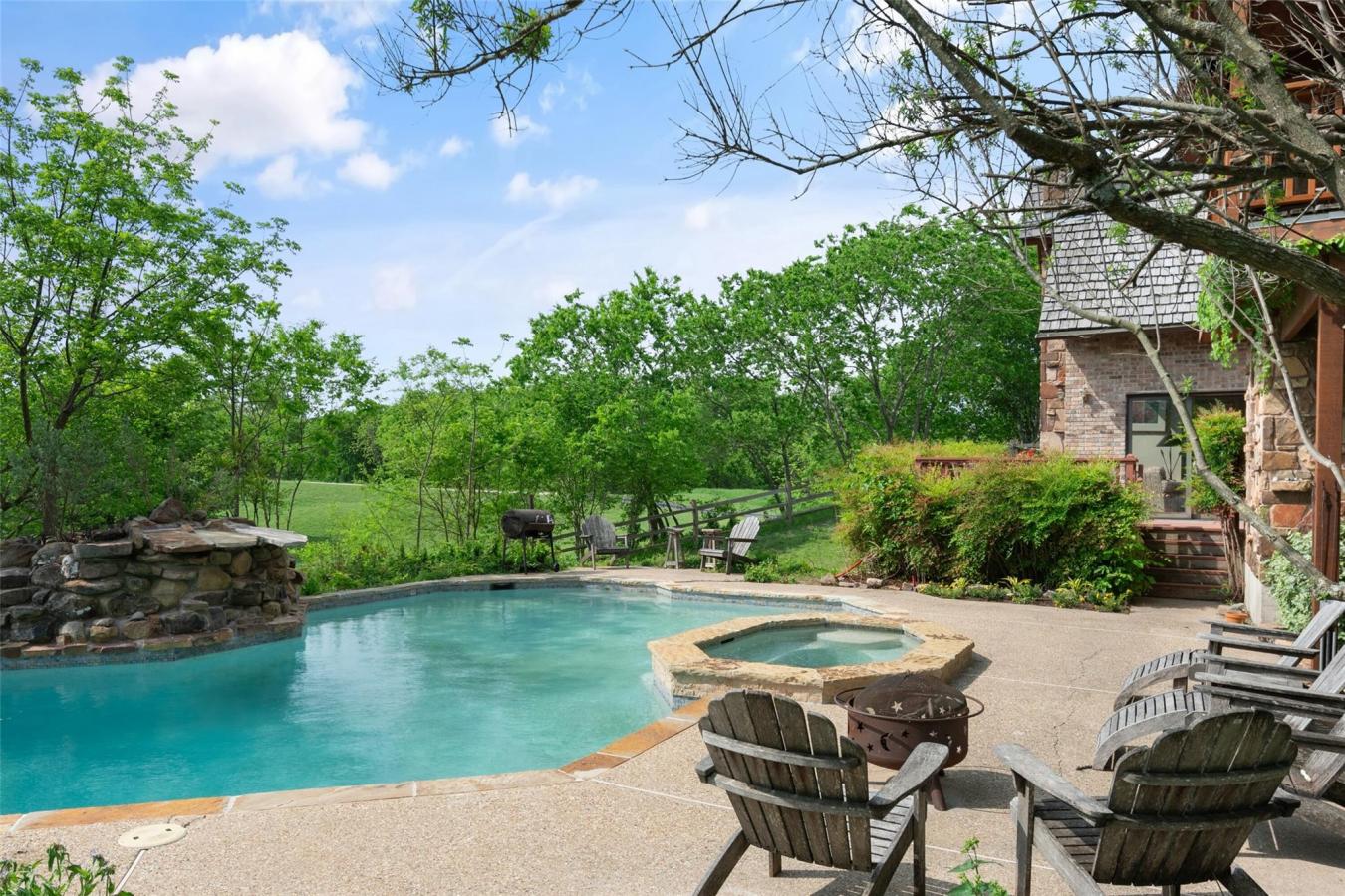 Van Alstyne, Grayson, 75495, United States, 4 Bedrooms Bedrooms, ,3 BathroomsBathrooms,Residential,For Sale,1811716