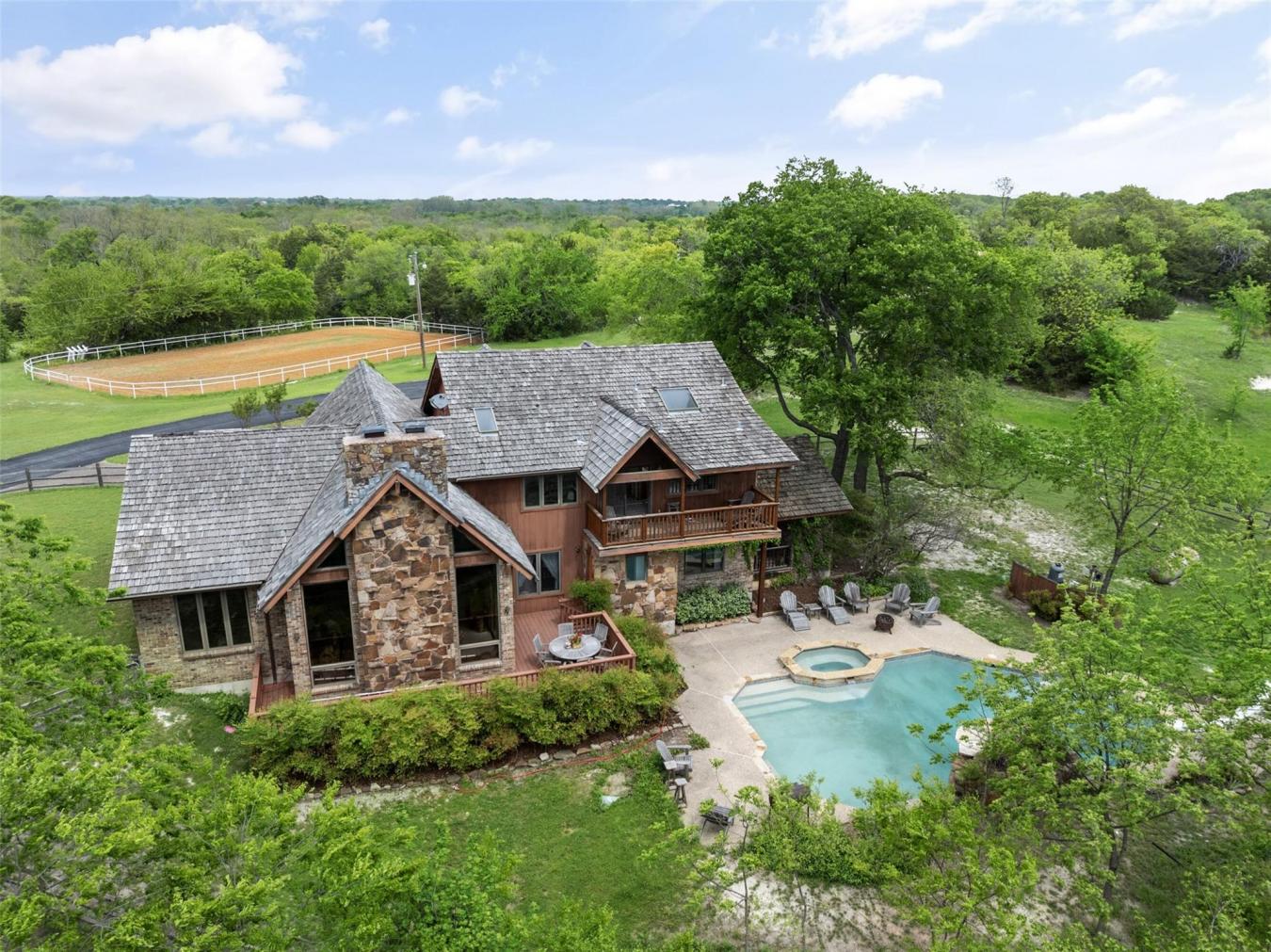Van Alstyne, Grayson, 75495, United States, 4 Bedrooms Bedrooms, ,3 BathroomsBathrooms,Residential,For Sale,1811716