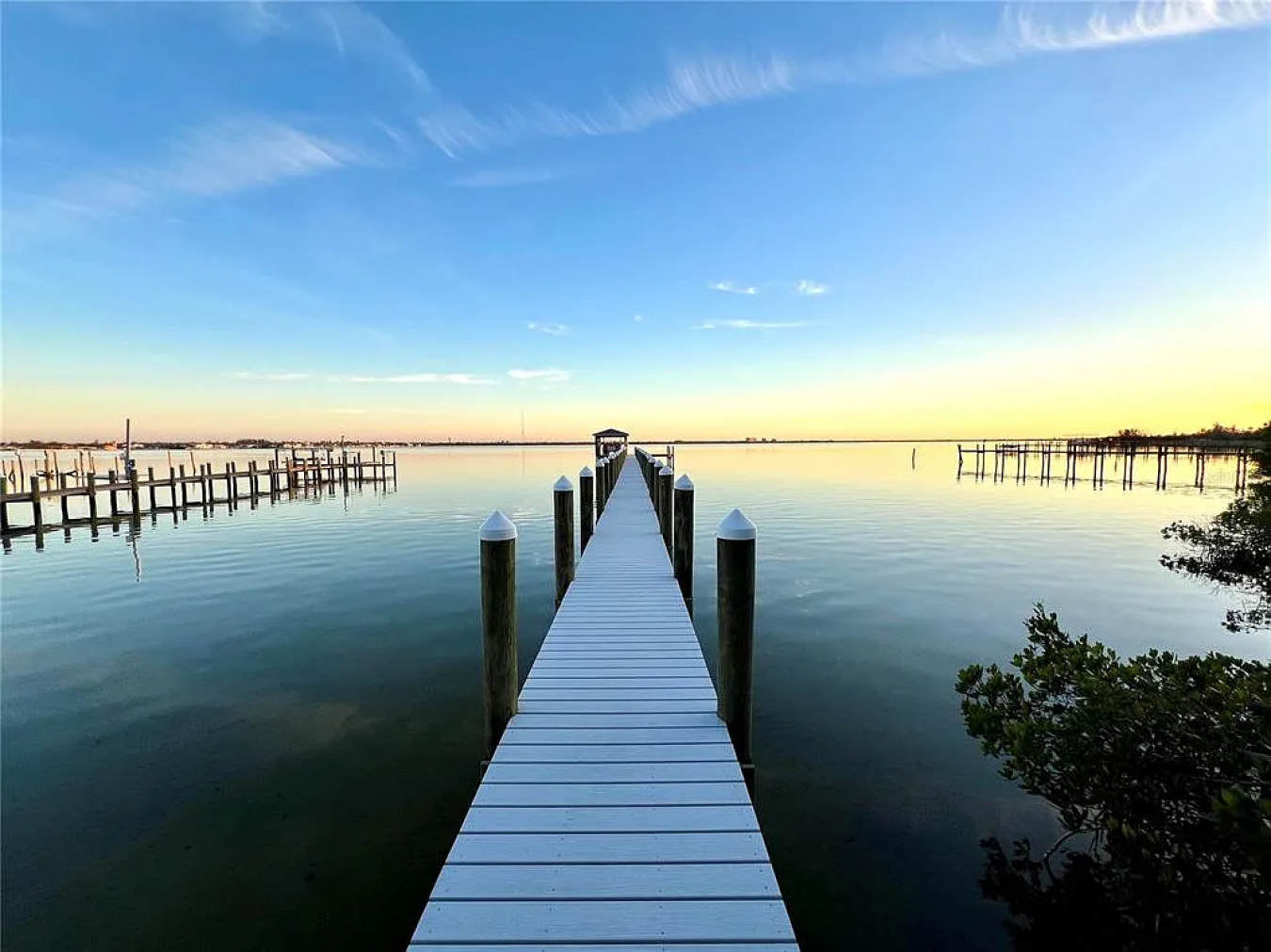 Terra Ceia, FL, 34250, United States, 3 Bedrooms Bedrooms, ,3 BathroomsBathrooms,Residential,For Sale,1697431