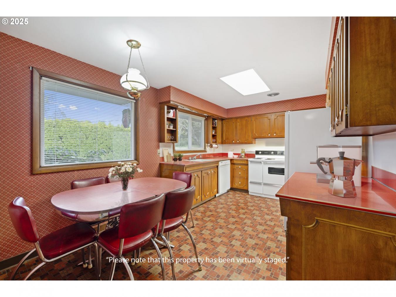 Salem, OR, 97302, United States, 3 Bedrooms Bedrooms, ,2 BathroomsBathrooms,Residential,For Sale,1697428