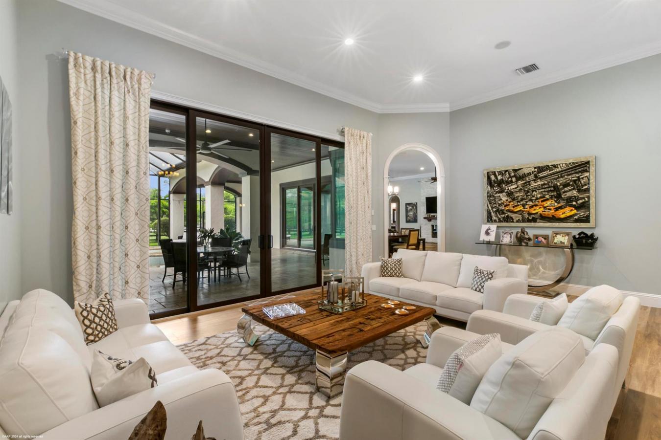 Lake Worth, FL, 33449, United States, 5 Bedrooms Bedrooms, ,5 BathroomsBathrooms,Residential,For Sale,1697367