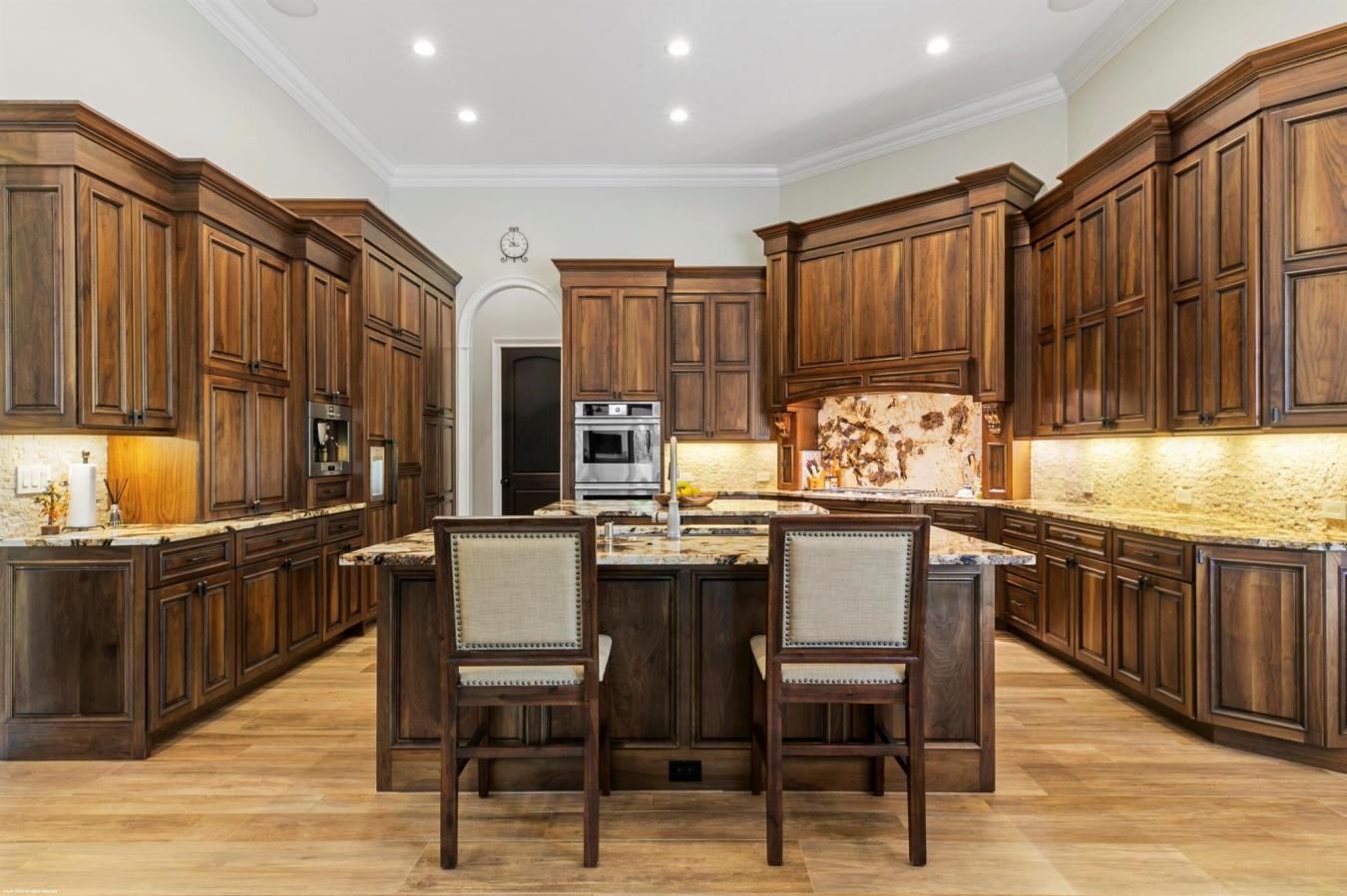 Lake Worth, FL, 33449, United States, 5 Bedrooms Bedrooms, ,5 BathroomsBathrooms,Residential,For Sale,1697367