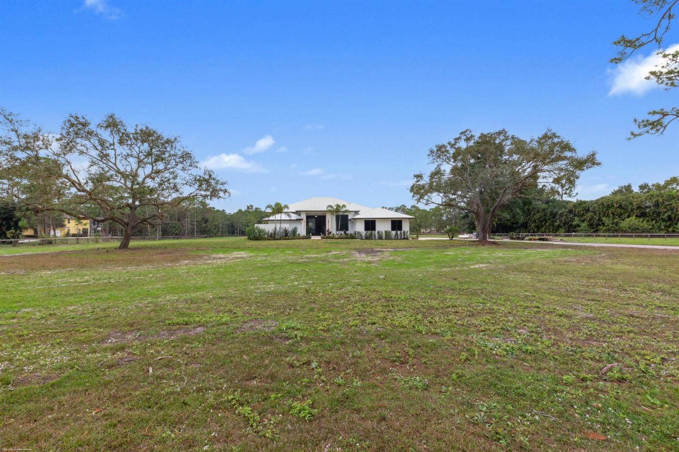 Lake Worth, FL, 33449, United States, 4 Bedrooms Bedrooms, ,3 BathroomsBathrooms,Residential,For Sale,1697365