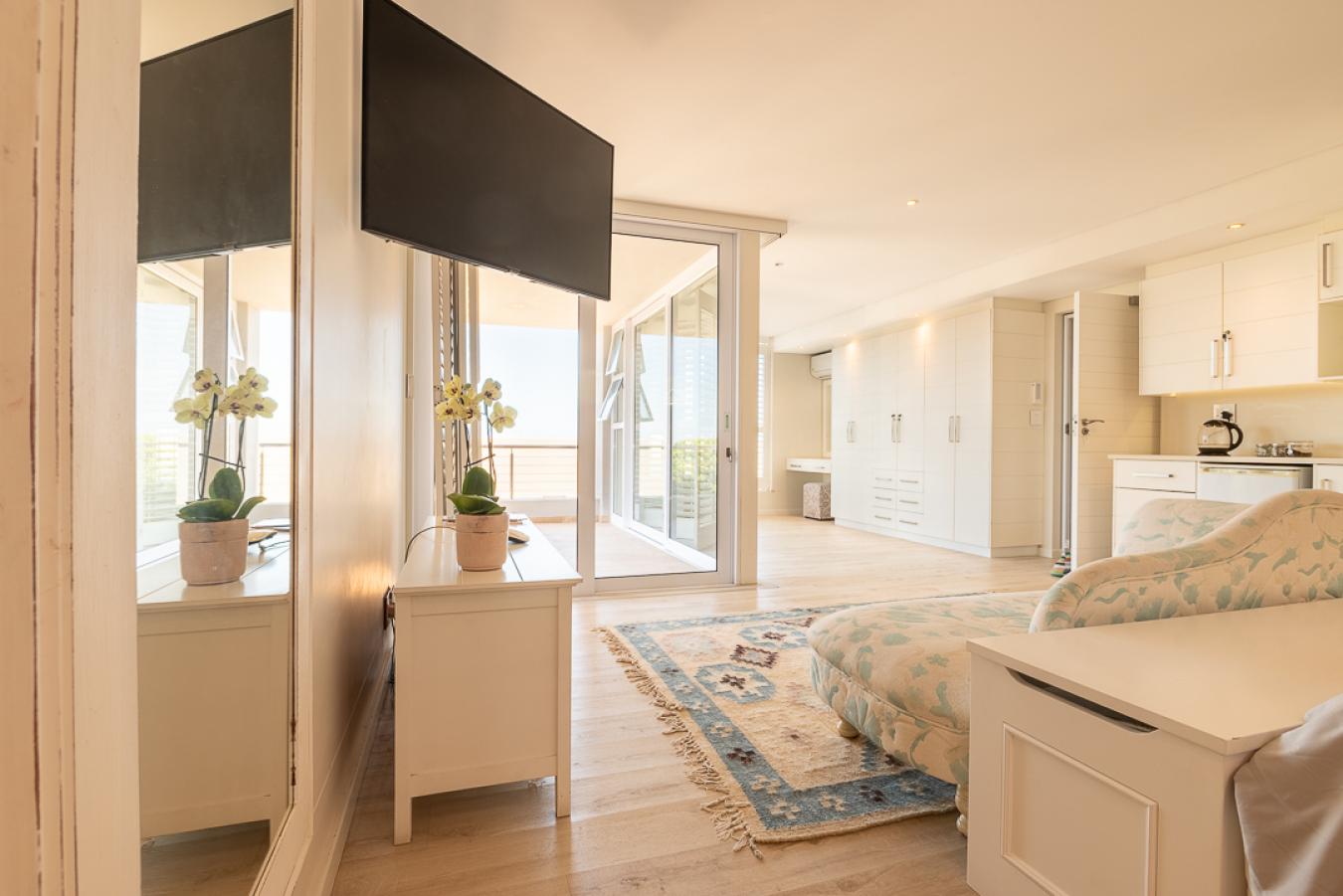 Plettenberg Bay, 6600, South Africa, 8 Bedrooms Bedrooms, ,7 BathroomsBathrooms,Residential,For Sale,1715047