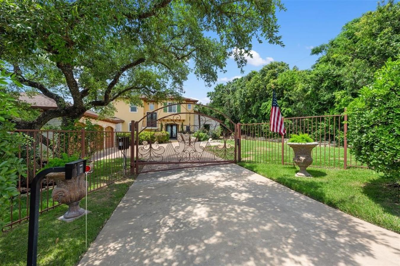 Austin, TX, 78734, United States, 3 Bedrooms Bedrooms, ,3 BathroomsBathrooms,Residential,For Sale,1701196